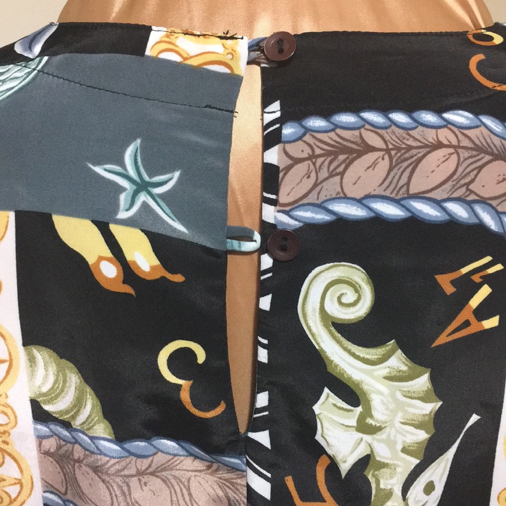 Blouse - Picture 3 of 4
